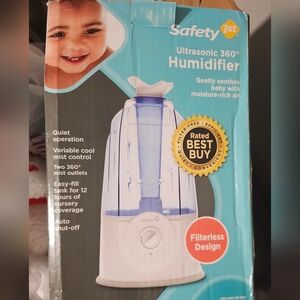 Safety 1st Ultrasonic 360° Humidifier - White